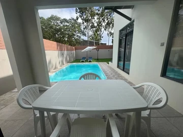 4 Bedroom Villa