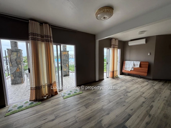 Propriété à vendre à Grand Baie – Opportunité résidentielle et commerciale exceptionnelle