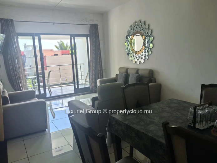 2-Bedroom Apartment with Terrace – Grand Baie