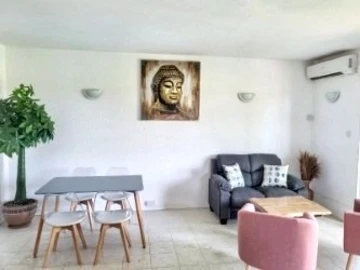 2 Bedroom Studio