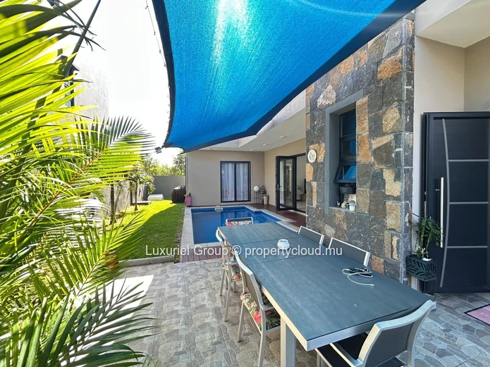 Contemporary 3-Bedroom House in Pereybere – Exclusive Boutique Development