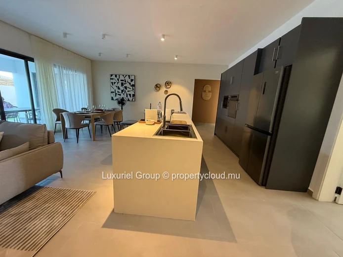 Modern Living In Grand Baie – 3 En-Suite Bedrooms, Private Pool & Terrace