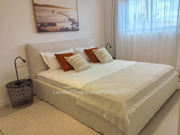 Elegant 3-Bedroom Corner Apartment in Beau Plan