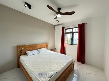 6 Bedroom Villa