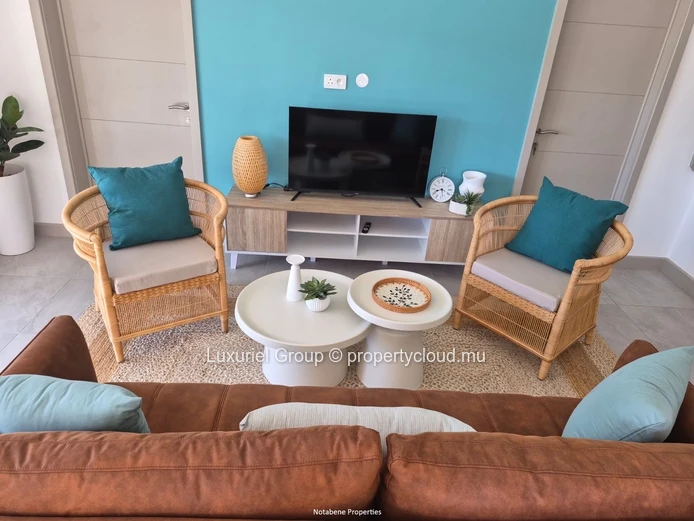 Elegant Villas with Pool, Garden and Terrace