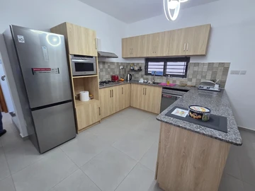 4 Bedroom Villa