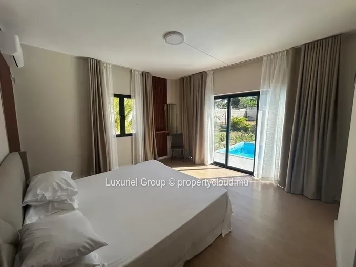 Contemporary 3-Bedroom Villa for Rent in Private Calodyne Residence