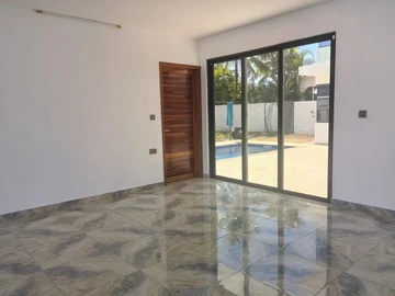 5 Bedroom Villa