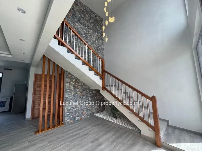 Beautiful 4-Bedroom Villa