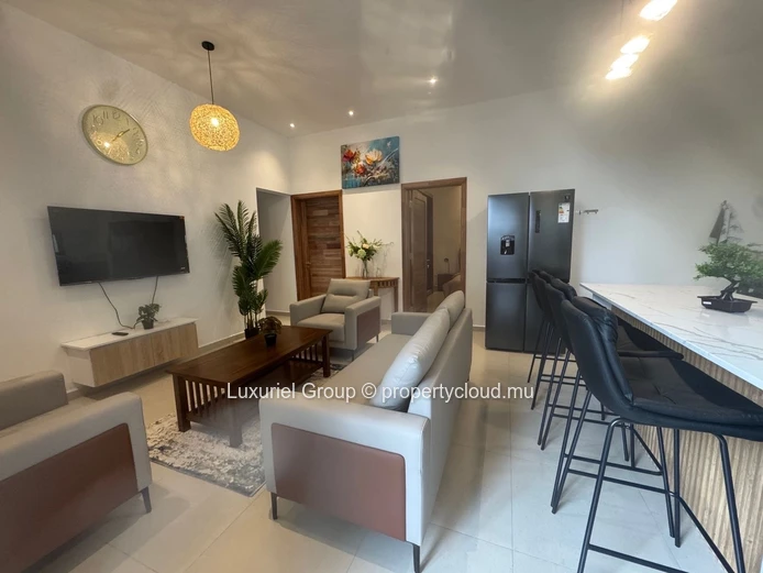 Modern Villa with Jacuzzi for Rent in Trou aux Biches 