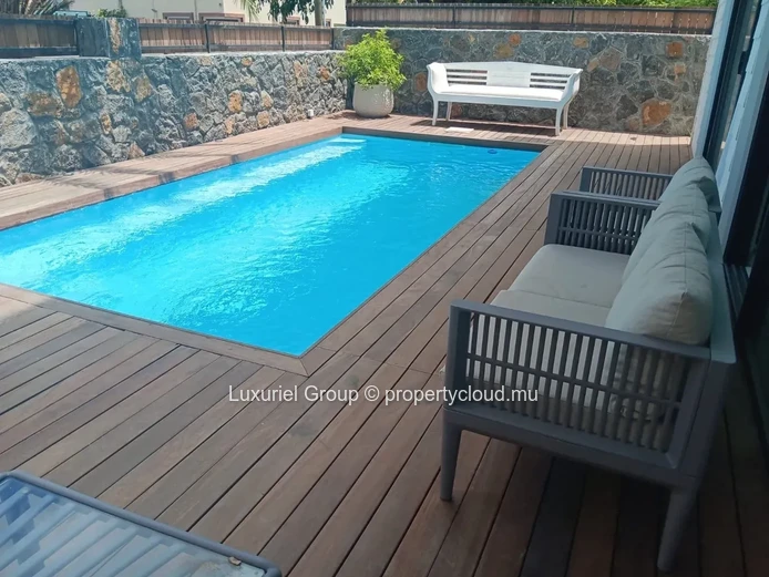 Villa élégante de 3 chambres avec piscine privée à louer