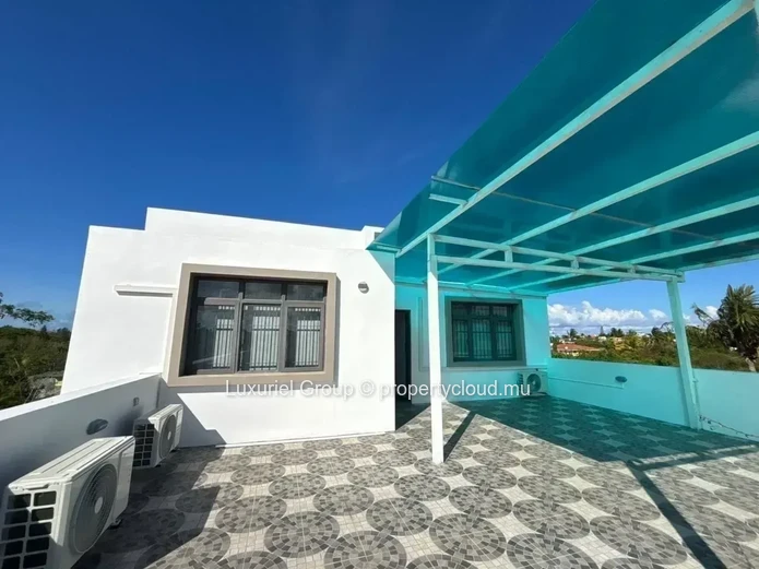 Elegant House in Calodyne, in a Quiet and Peaceful Reside