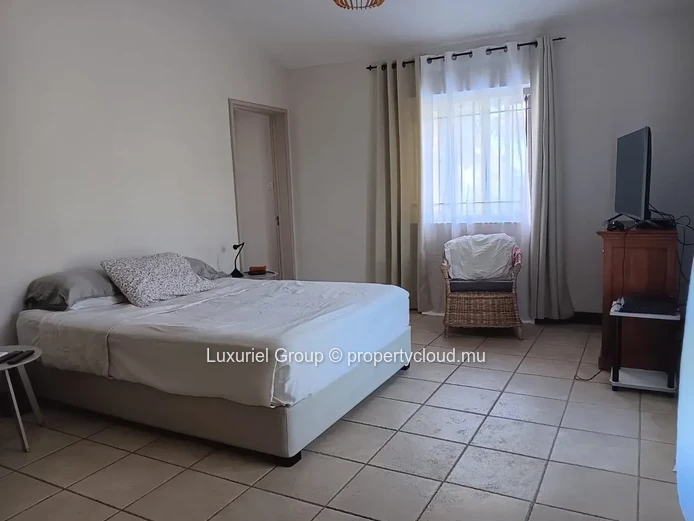Beautiful Tropical Villa in Grand Gaube – Long-Term Rental