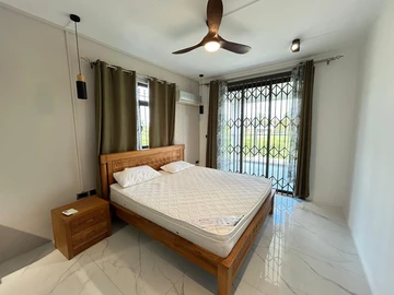6 Bedroom Villa