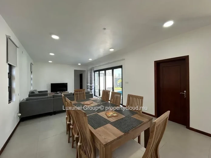 Stunning Villa with Pool, Garden and Terrace in Grand Baie