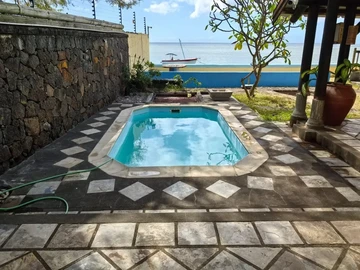 5 Bedroom Villa