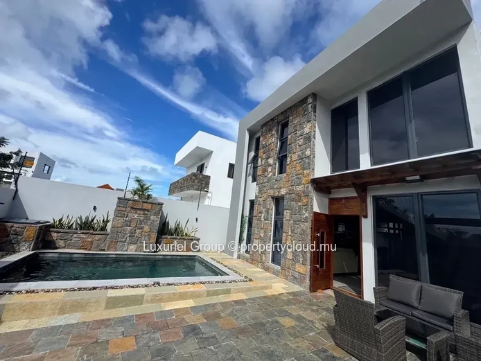 Beautiful 4-Bedroom Villa
