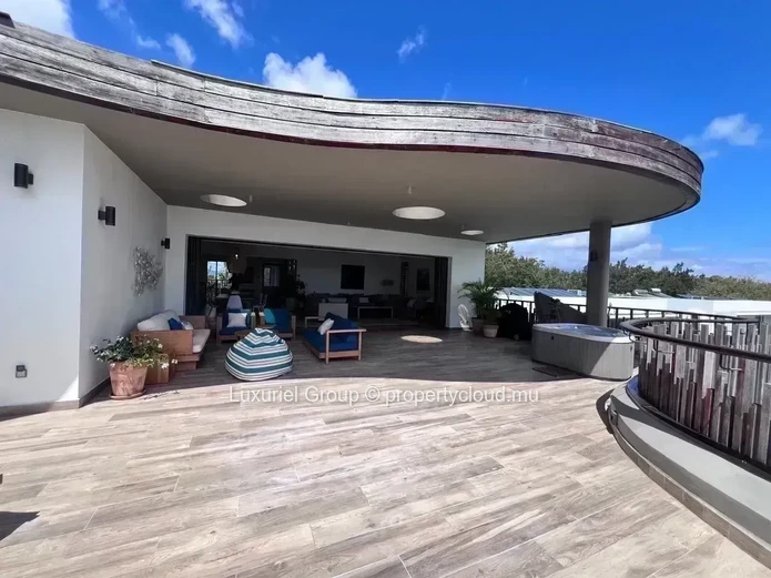 Splendid Penthouse With View Of Coin De Mire