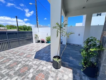 4 Bedroom Villa