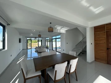 3 Bedroom Villa