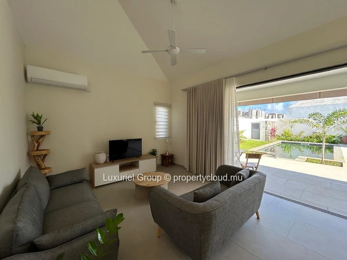 Elegant Modern Villa with Private Pool for Rent – Grand Baie