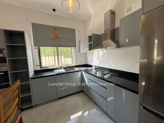 Elegant House in Calodyne, in a Quiet and Peaceful Reside