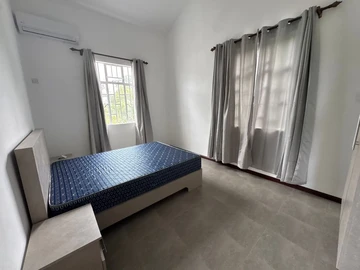 5 Bedroom Villa