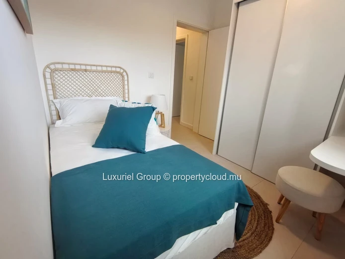 Elegant 3-Bedroom Corner Apartment in Beau Plan